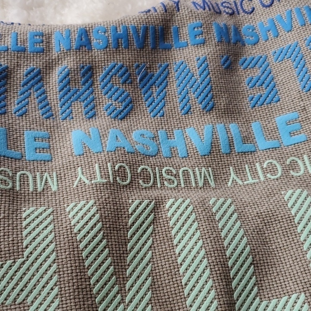 NASHVILLE tote  Robin Ruth tan blue green  w/ Zipper Souvenir Scrabble Poshfest - Picture 3 of 8